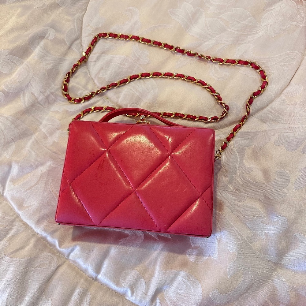 Garfinkel's Made in Italy Genuine Leather Purse